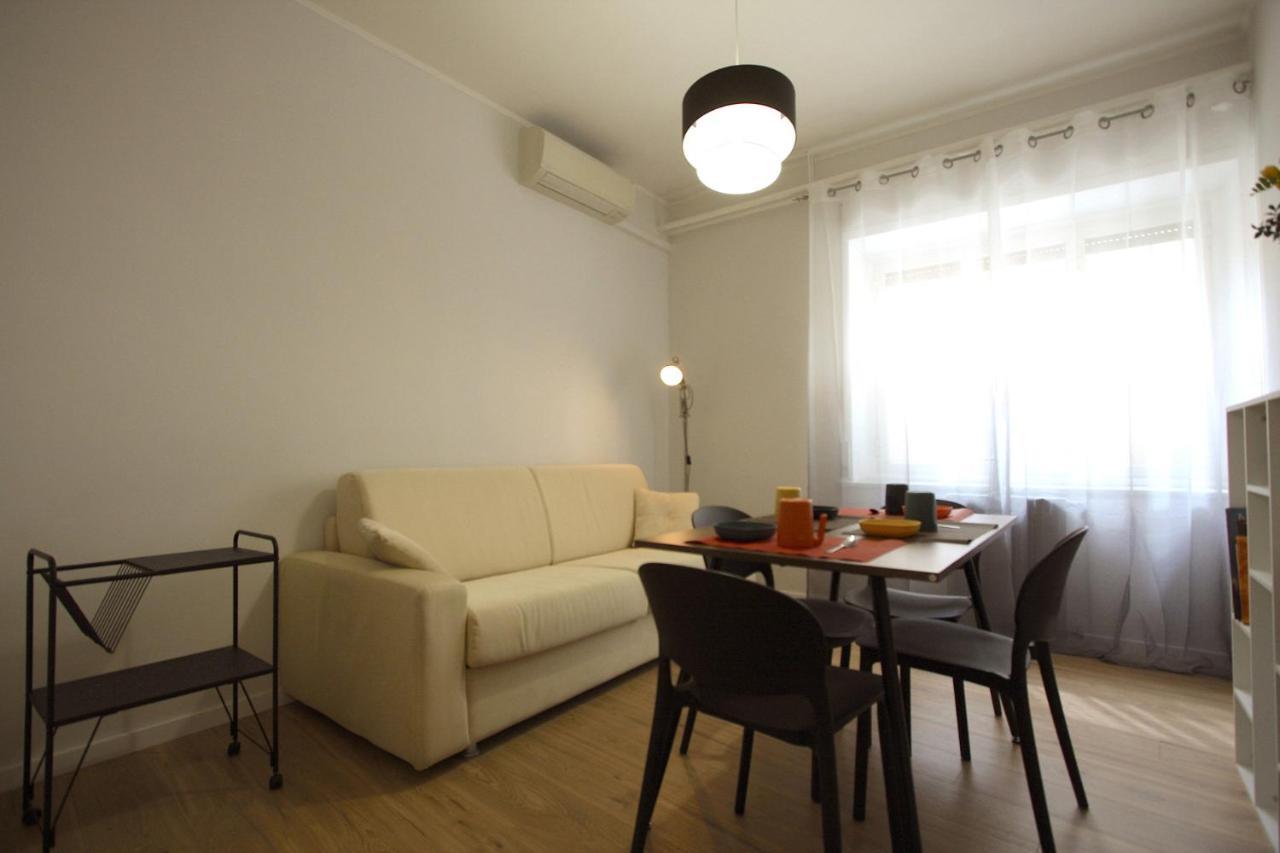 Vascello Holiday House Apartment โรม ภายนอก รูปภาพ