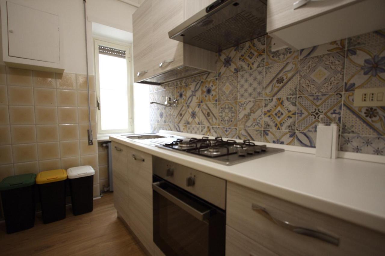 Vascello Holiday House Apartment โรม ภายนอก รูปภาพ