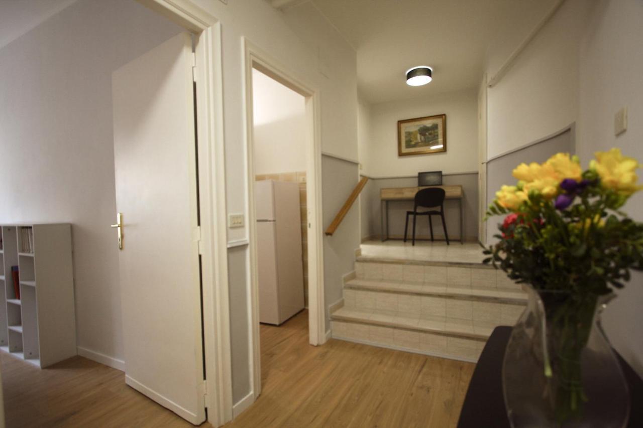 Vascello Holiday House Apartment โรม ภายนอก รูปภาพ